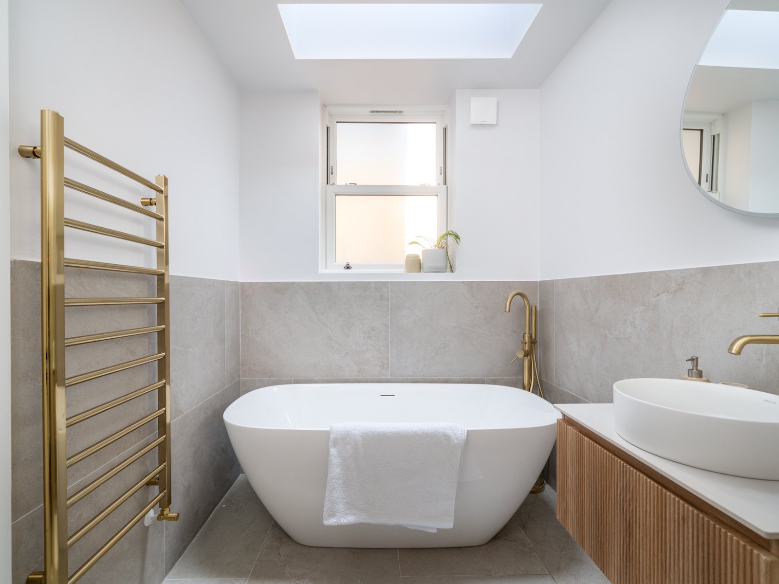 Finished. The en-suite, under its rooflight.